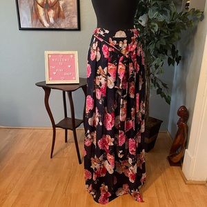 💗💗 Fashion House Floral Maxi Skirt